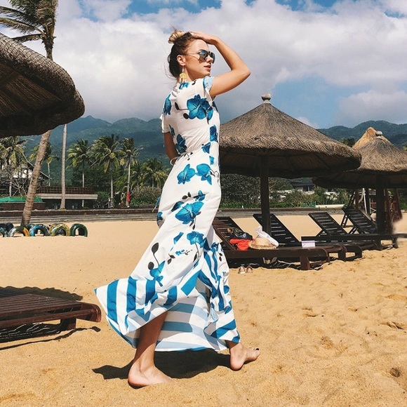 ‼️HOST PICK Floral Plus Size Summer Sun Dress‼️ - Picture 2 of 8